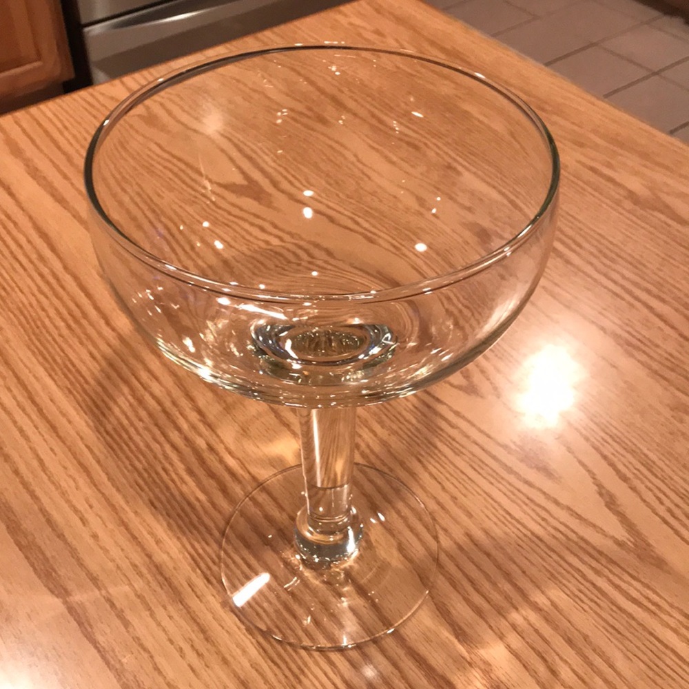 Giant Wine Glass Bowl - Picture 8 of 8